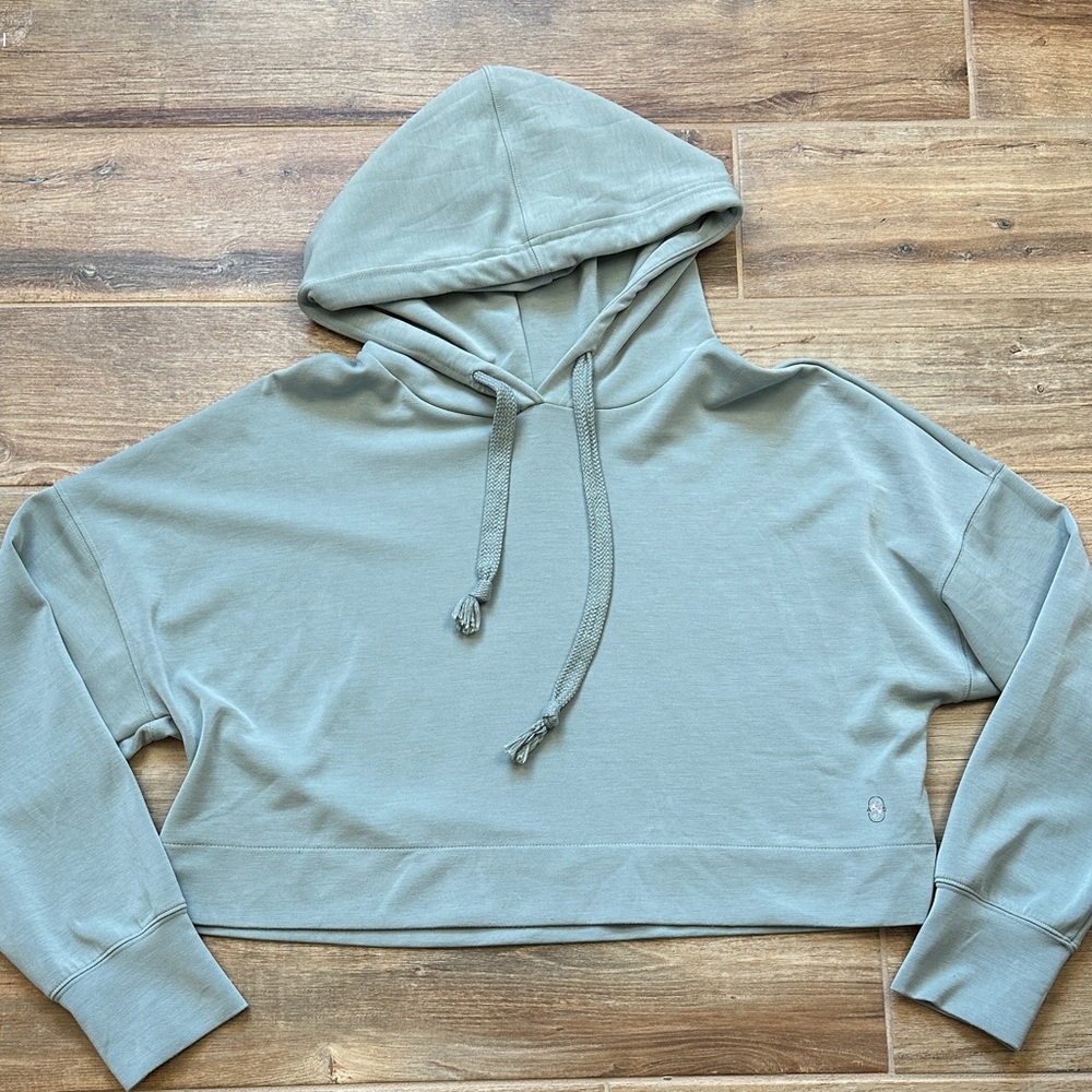Altar'd State Sage Green Cropped Hoodie Size M